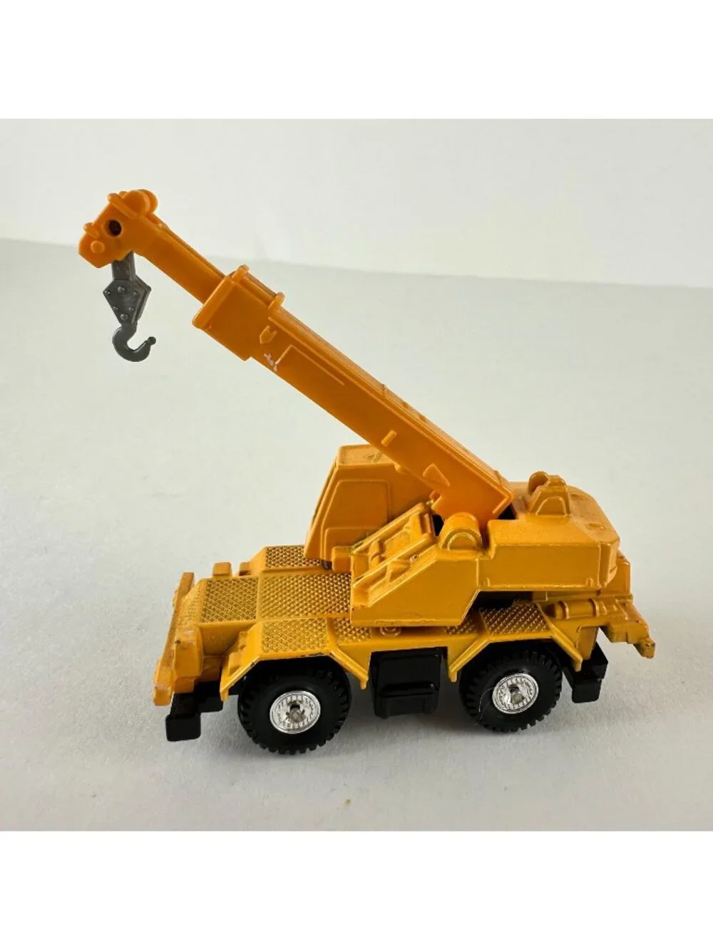 Vintage Tomica TOMY 1979 Japan Tadano Rough Terrain Crane 1:96